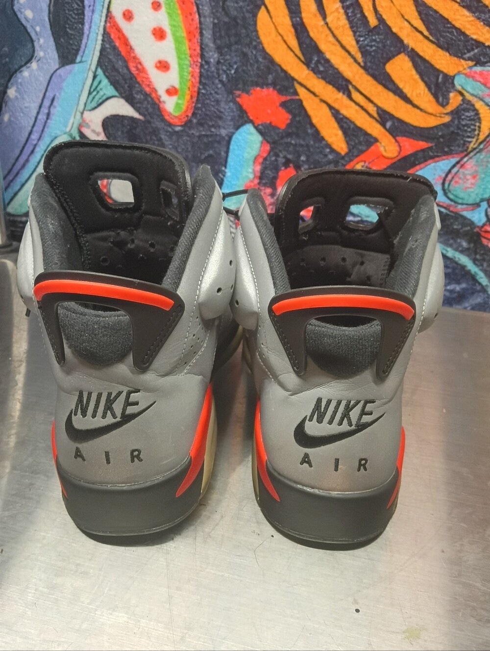 Jordan 6 - Picture 3 of 5